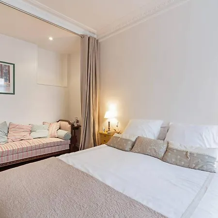 Apartment Bright In By Guestready *